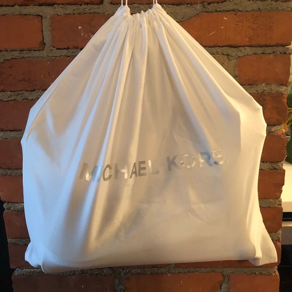 Michael KorsTote - Picture 6 of 7